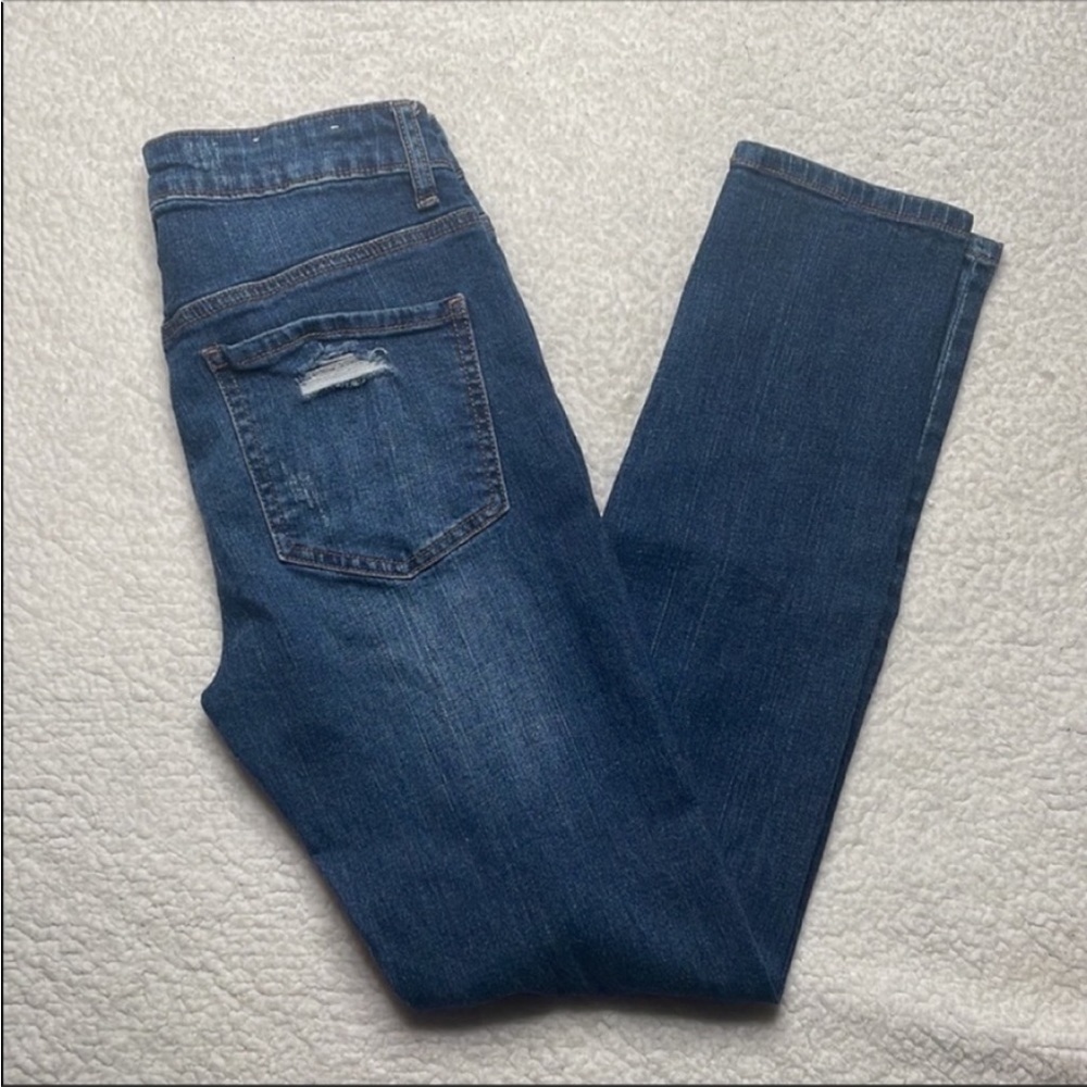 Altar’d State Jeans Distressed Ripped In Style Size 24 In style - Picture 8 of 14